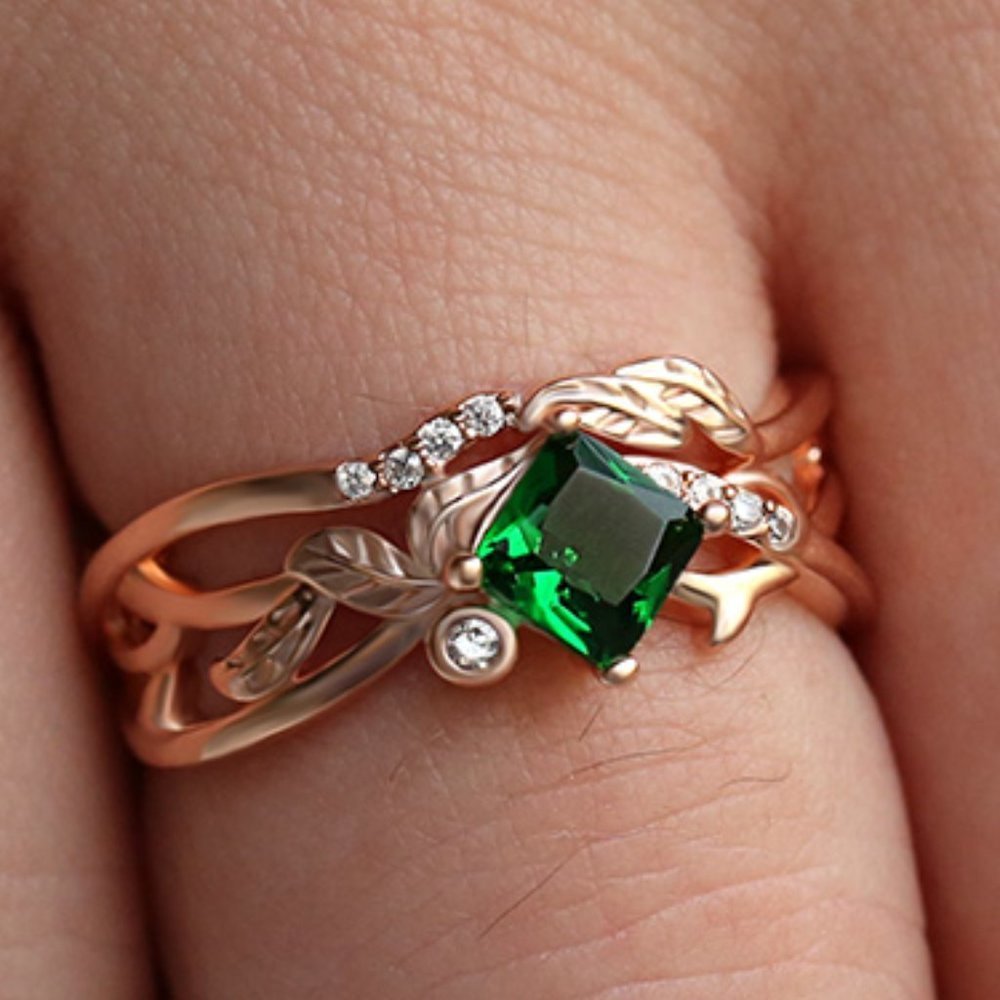 💞Emerald Green Stone Ring Rose Gold Plated Anelli Ring, GPMB1499